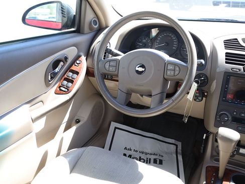 Used 2004 Chevrolet Malibu LT w/ Preferred Equipment Group FWD image 19