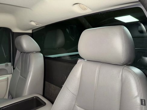 Used 2013 Chevrolet Silverado 1500 W/T image 18