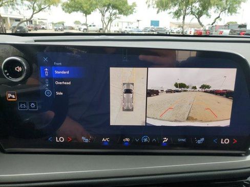 New 2026 Chevrolet Traverse LT w/ Driver Confidence Package image 27