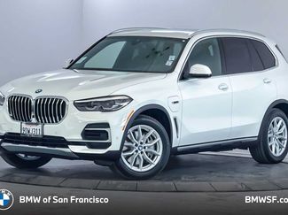 Used 2023 BMW X5 xDrive45e AWD/4WD video 1