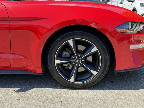 Used 2020 Ford Mustang Coupe RWD image 11