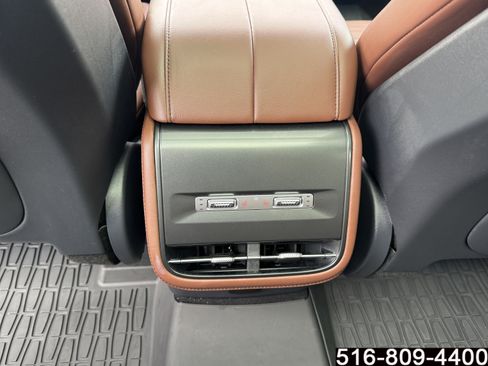 Used 2026 Lincoln Nautilus Reserve AWD/4WD image 19