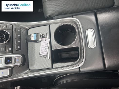 Used 2023 Hyundai Santa Fe Limited AWD/4WD image 16