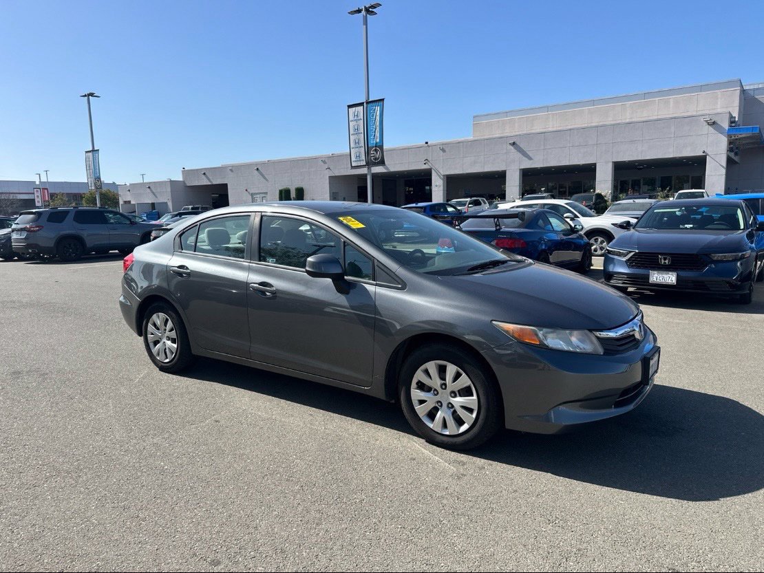 Used 2012 Honda Civic LX image 2