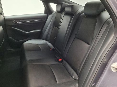 Used 2019 Honda Accord Sport image 18