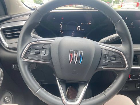 Used 2024 Buick Encore GX Preferred AWD/4WD image 22