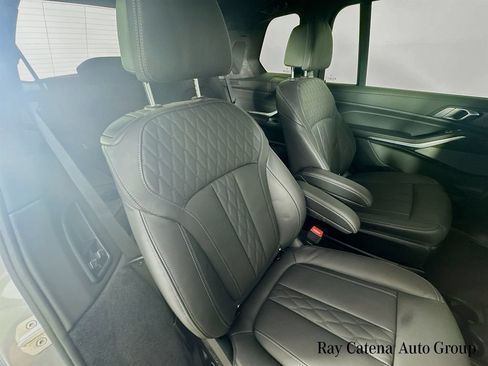 Used 2024 BMW X7 M60i w/ Executive Package AWD/4WD image 30