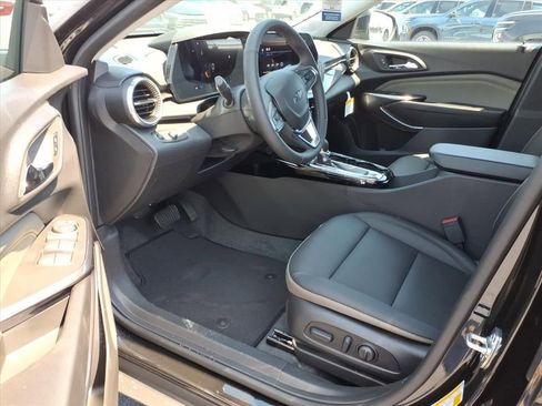 New 2026 Chevrolet Trax ACTIV w/ Driver Confidence Package FWD image 11
