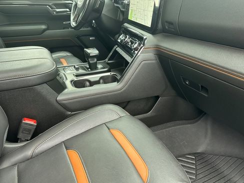 Used 2023 GMC Sierra 1500 AT4 w/ AT4 Premium Package image 16