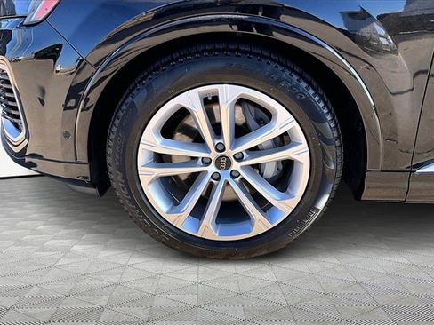 Used 2025 Audi Q7 3.0T Prestige w/ Prestige Package image 8