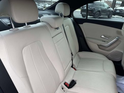 Used 2019 Mercedes-Benz A 220 4MATIC image 9