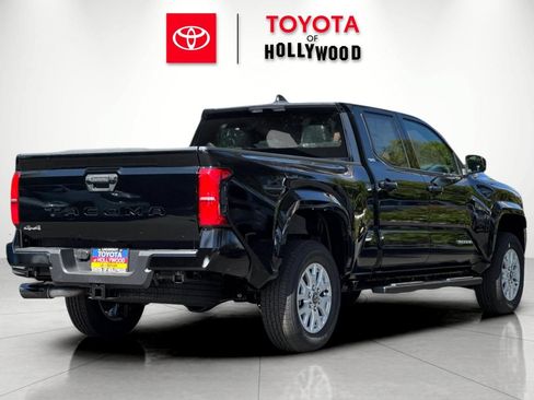 New 2026 Toyota Tacoma SR5 AWD/4WD image 4