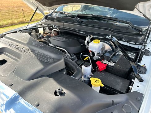 Used 2024 RAM 2500 Big Horn image 24