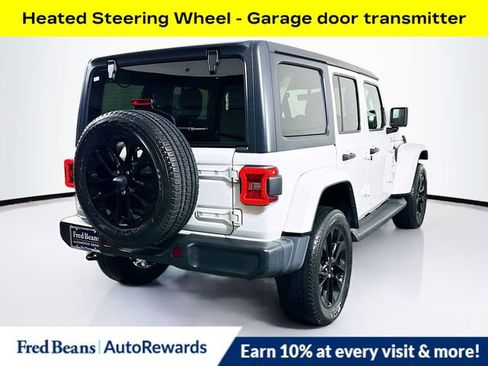 Used 2021 Jeep Wrangler Unlimited Sahara w/ Cold Weather Group AWD/4WD image 7