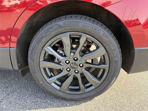Used 2024 Chevrolet Equinox RS w/ RS Leather Package FWD image 19