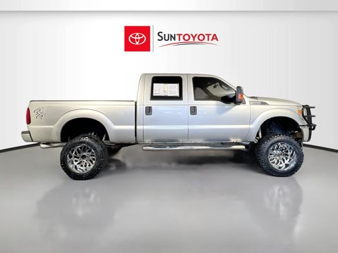 Used 2016 Ford F250 XLT w/ XLT Value Package AWD/4WD image 3