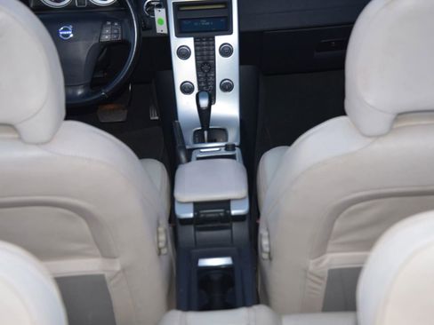 Used 2012 Volvo C70 T5 image 41