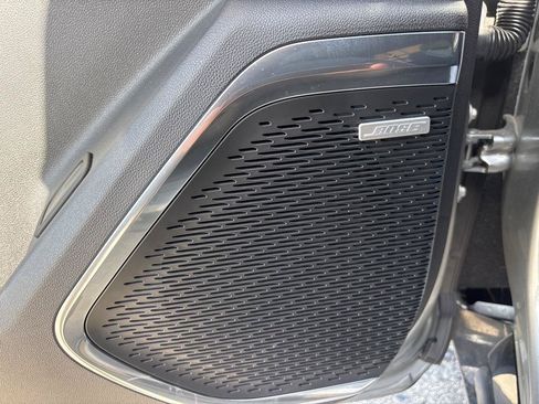 Used 2025 GMC Acadia Denali w/ LPO, Floor Liner Package AWD/4WD image 19
