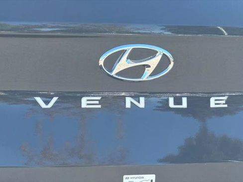 New 2026 Hyundai Venue SEL image 23