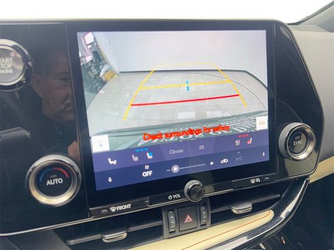 Used 2024 Lexus NX 250 FWD w/ Premium Package image 65