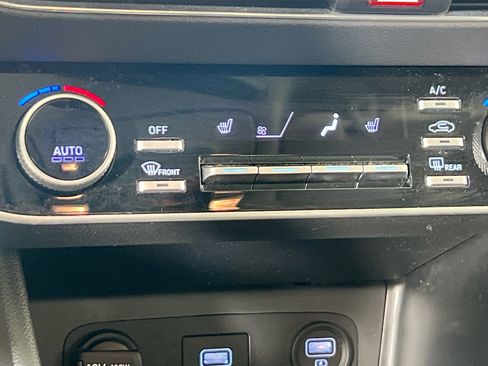 Used 2023 Hyundai Sonata SEL image 20