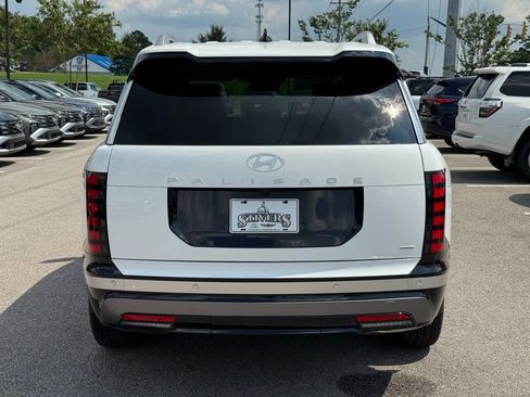 Used 2026 Hyundai Palisade Limited image 12