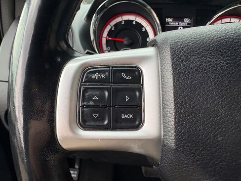 Used 2019 Dodge Grand Caravan GT image 25