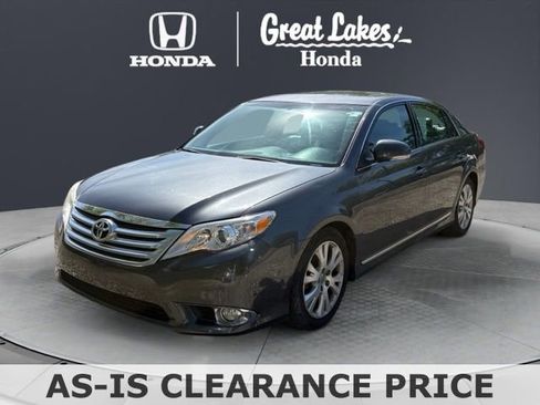 Used 2012 Toyota Avalon FWD image 2