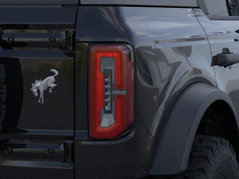 New 2025 Ford Bronco Badlands AWD/4WD image 24