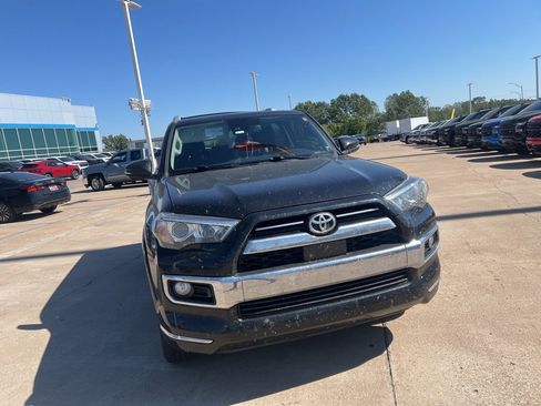 Used 2020 Toyota 4Runner Limited image 4