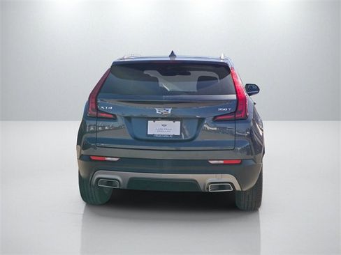 Used 2020 Cadillac XT4 Premium Luxury image 6