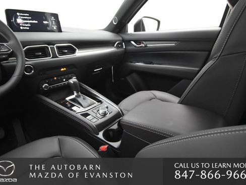 New 2025 MAZDA CX-5 Signature image 24