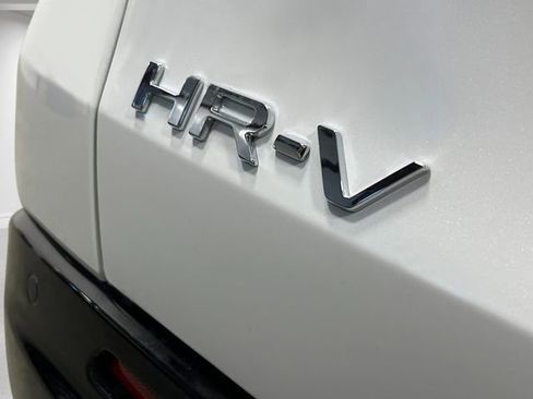 New 2026 Honda HR-V EX-L image 9