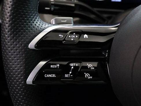 Certified 2025 Mercedes-Benz C 300 4MATIC Sedan image 4