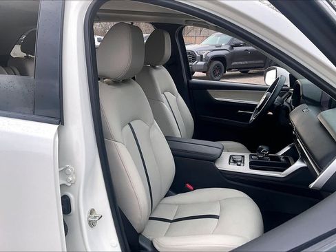 Used 2024 MAZDA CX-90 3.3 Turbo w/ Premium Package image 8