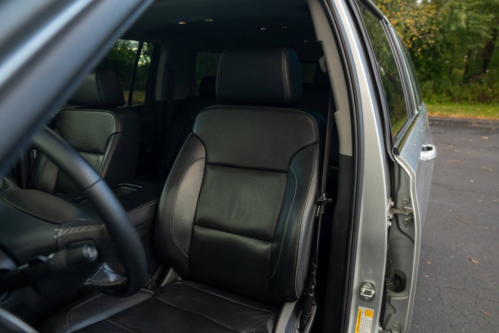 Used 2020 Chevrolet Suburban LT AWD/4WD image 24
