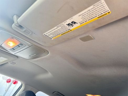 Used 2020 Chevrolet Colorado LT w/ Safety Package image 20