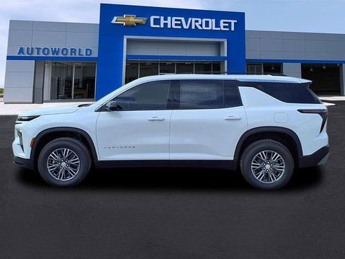 New 2026 Chevrolet Traverse LT w/ Driver Confidence Package image 4