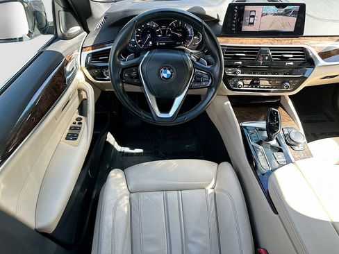 Used 2017 BMW 530i image 24