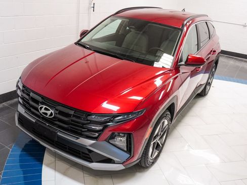 Used 2025 Hyundai Tucson SEL FWD image 37