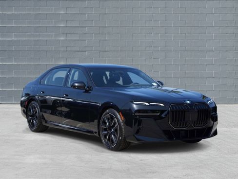 New 2026 BMW 760i xDrive AWD/4WD image 1