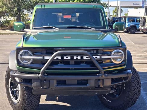Used 2022 Ford Bronco Outer Banks w/ Sasquatch Package AWD/4WD image 2