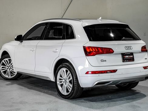Used 2019 Audi Q5 2.0T Premium Plus w/ Premium Plus Package AWD/4WD image 10