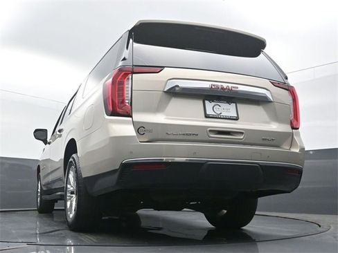 Used 2023 GMC Yukon XL SLT image 51