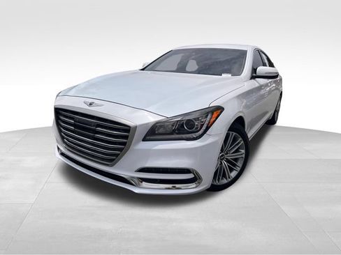 Used 2018 Genesis G80 3.8 RWD image 9