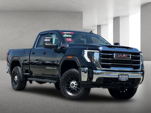 Used 2024 GMC Sierra 2500 SLE w/ SLE Convenience Package AWD/4WD image 2