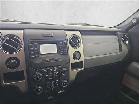 Used 2013 Ford F150 XLT w/ XLT Chrome Pkg image 12