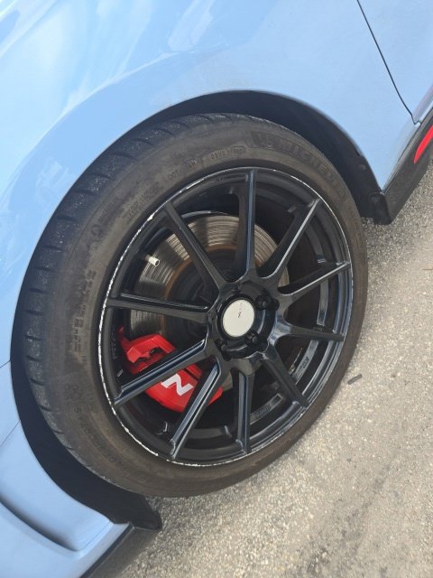 Used 2020 Hyundai Veloster N w/ Performance Package FWD image 8