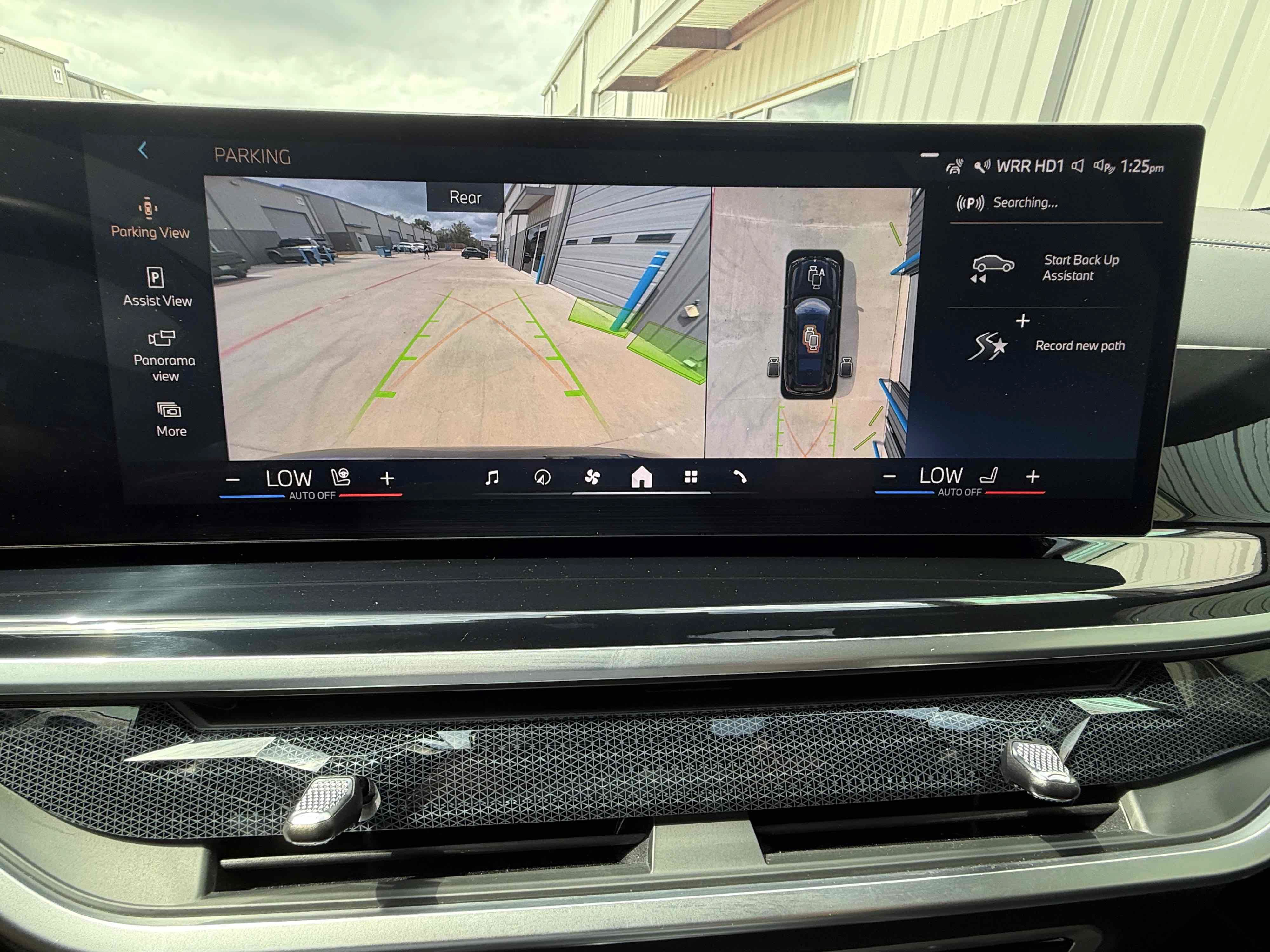 Used 2025 BMW ALPINA XB7 AWD/4WD image 66