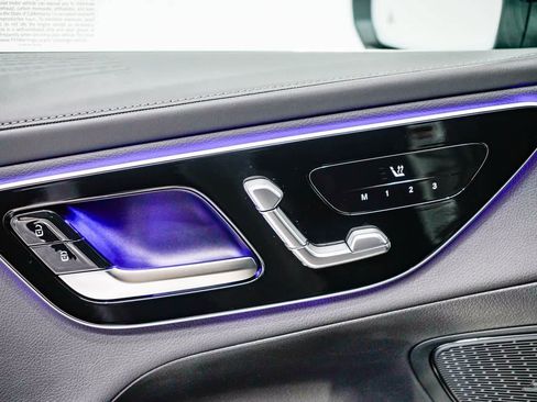 Certified 2025 Mercedes-Benz GLC 350e GLC 350e image 19